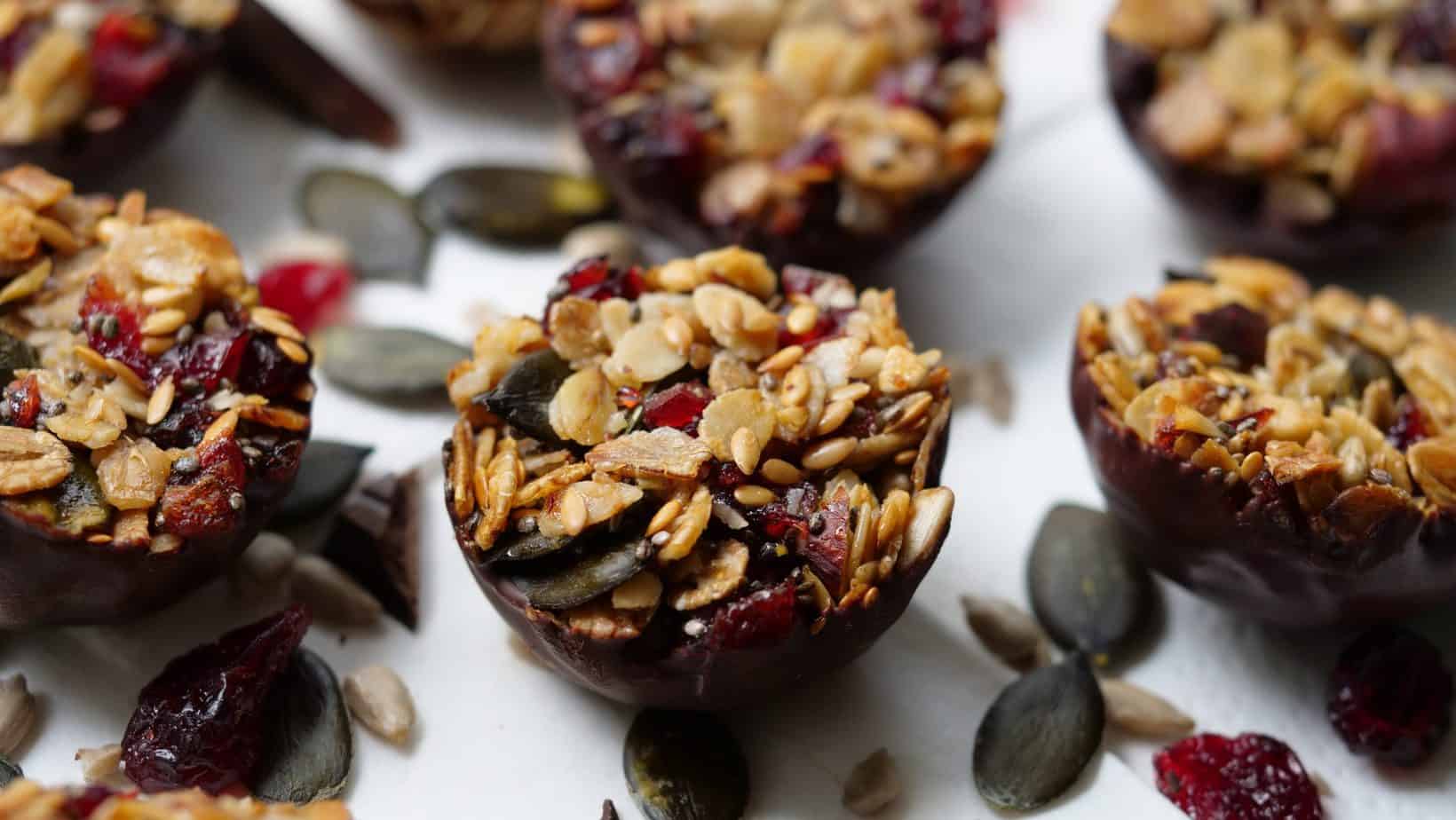 recette Barre de céréales maison aux baies de goji et cranberries healthy  saine - Chloé & You