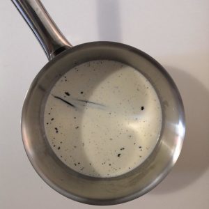 Lait et vanille pour crème pâtissière