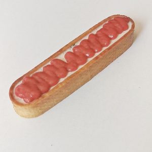 Montage tartelette fraise basilic girofle - crème pâtissière et confit fraise