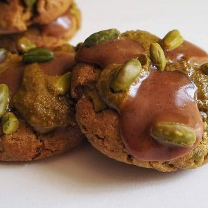 Cookie pistache, praliné et caramel