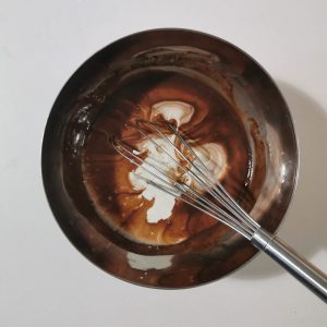 Emulsion de la namelaka chocolat au lait