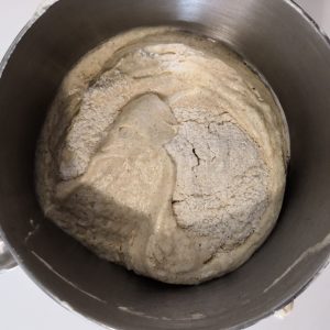 Appareil à annecien et poudres tamisées