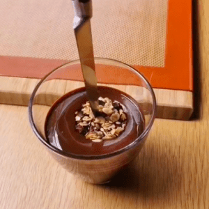 Barre de céréales trempée dans du chocolat Encuentro