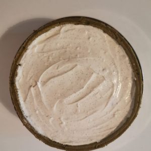 Montage charlotte fraise matcha - dernier étage