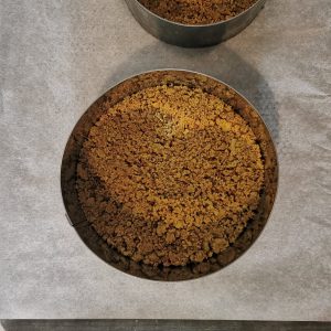 base croustillante de streuzel pistache