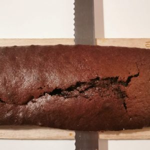 découpage cake chocolat