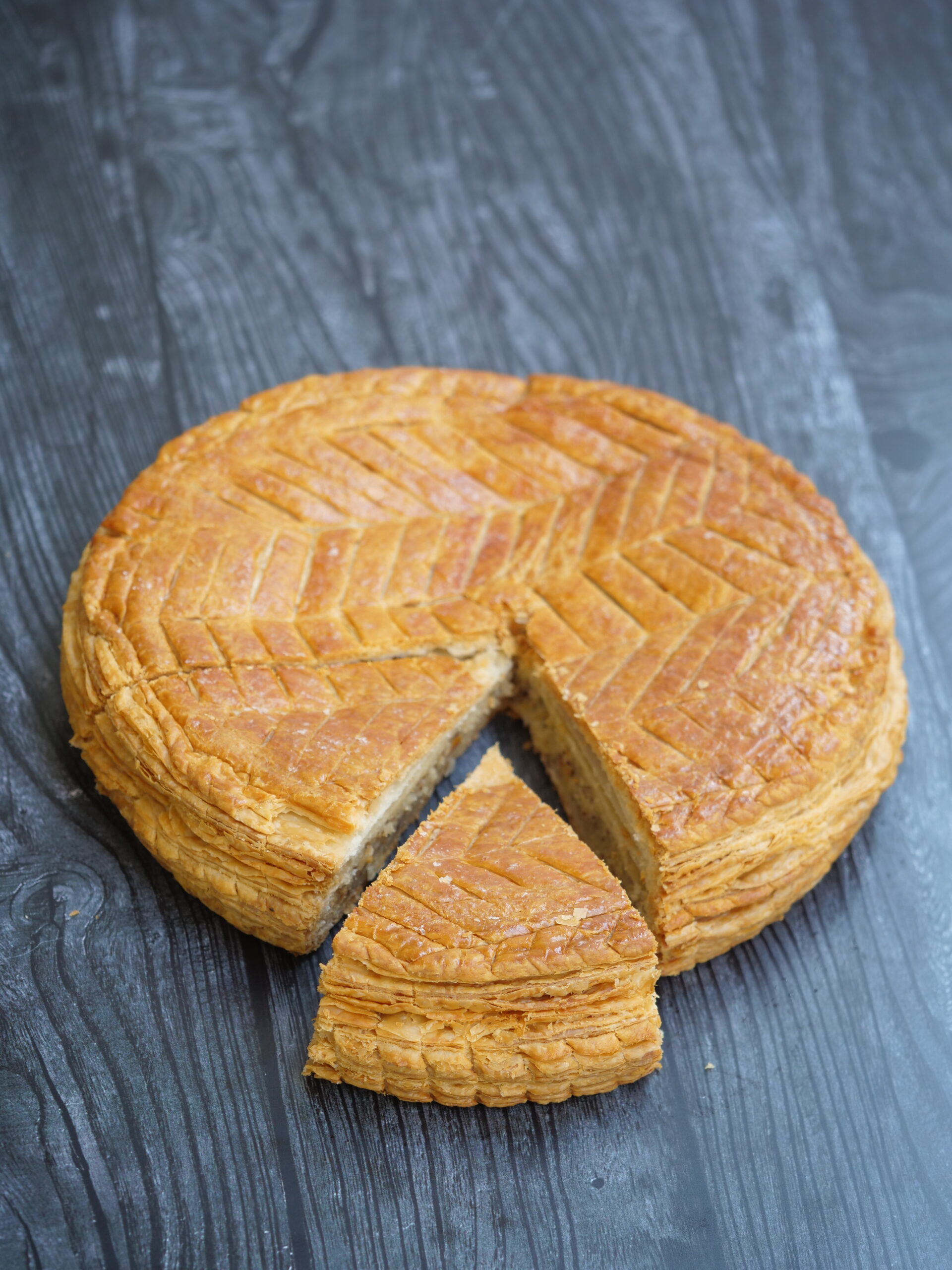 Galette des Rois (Pâte Feuilletée Inversée) —