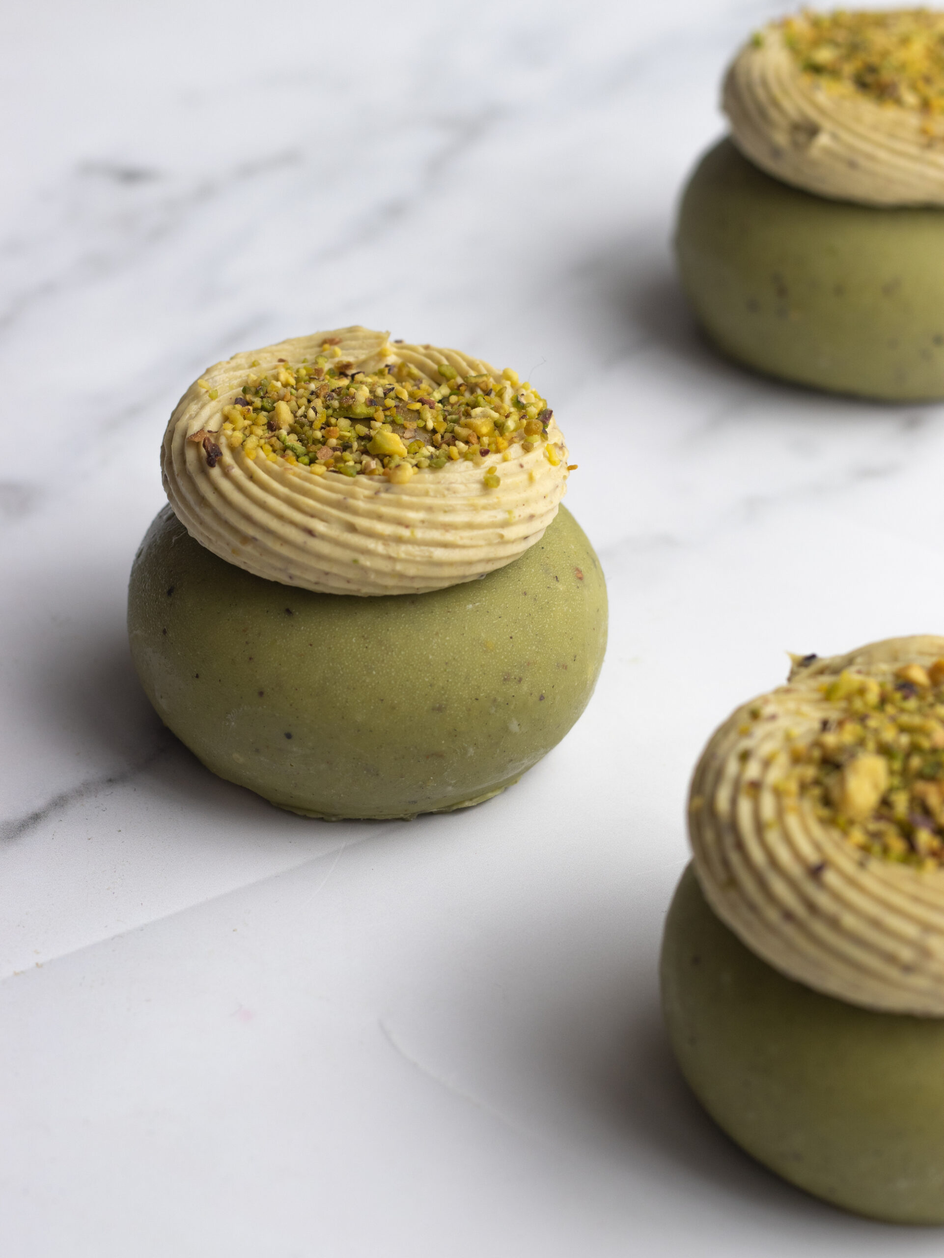 Cours de pâtisserie - Petits Entremets pistache & fleur d'oranger