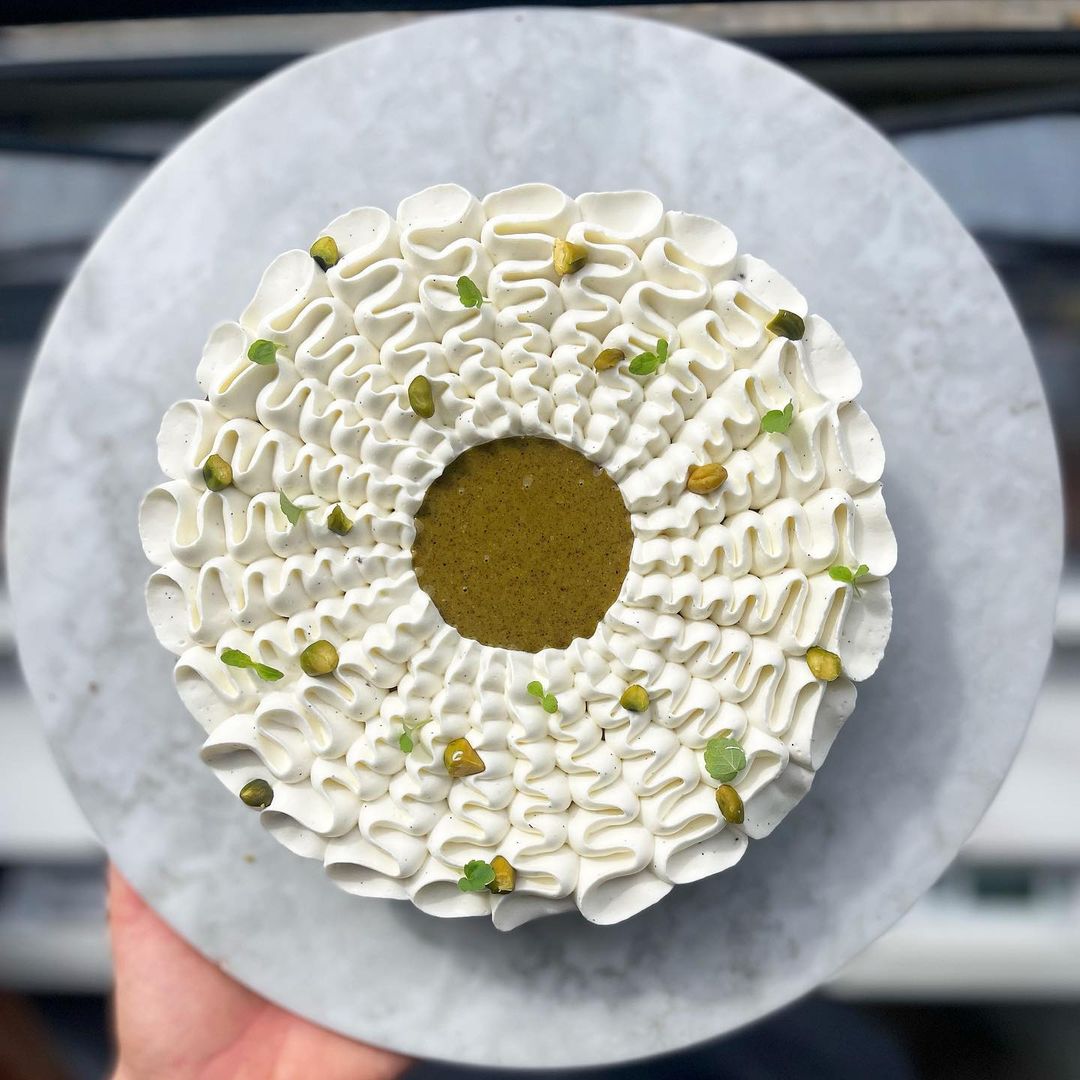 Cours de pâtisserie par Chiara Serpaggi - Saint-Honoré 2.0 ou l'art du pochage – Image 3